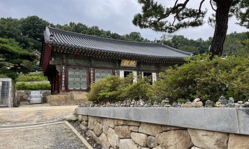 Bongeunsa Temple Meditation Walk (12)